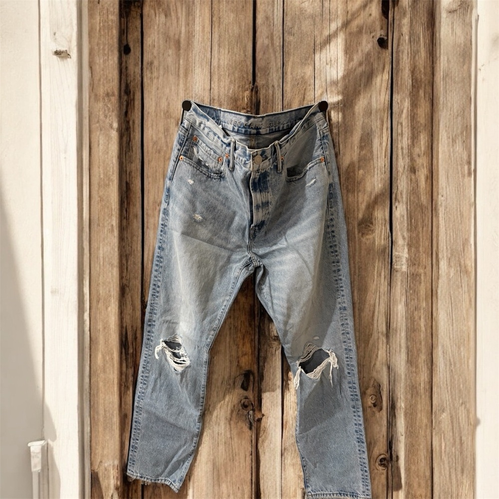 American Eagle Outfitters Distressed Light Blue Jeans